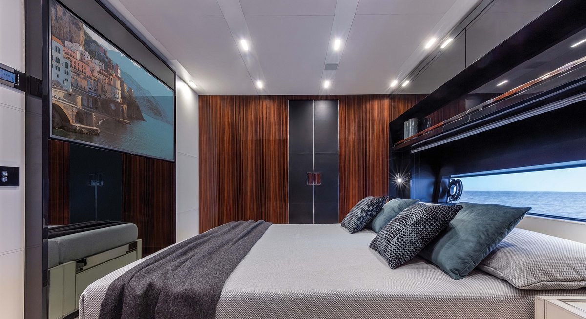 MONTENAPO yacht charter 5