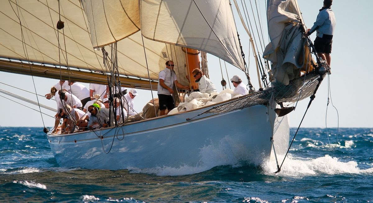 MOONBEAM OF FIFE III yacht charter 2