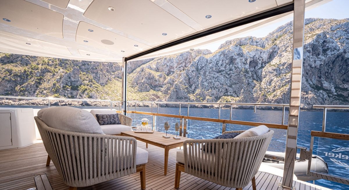 MOONLIGHT yacht charter 4