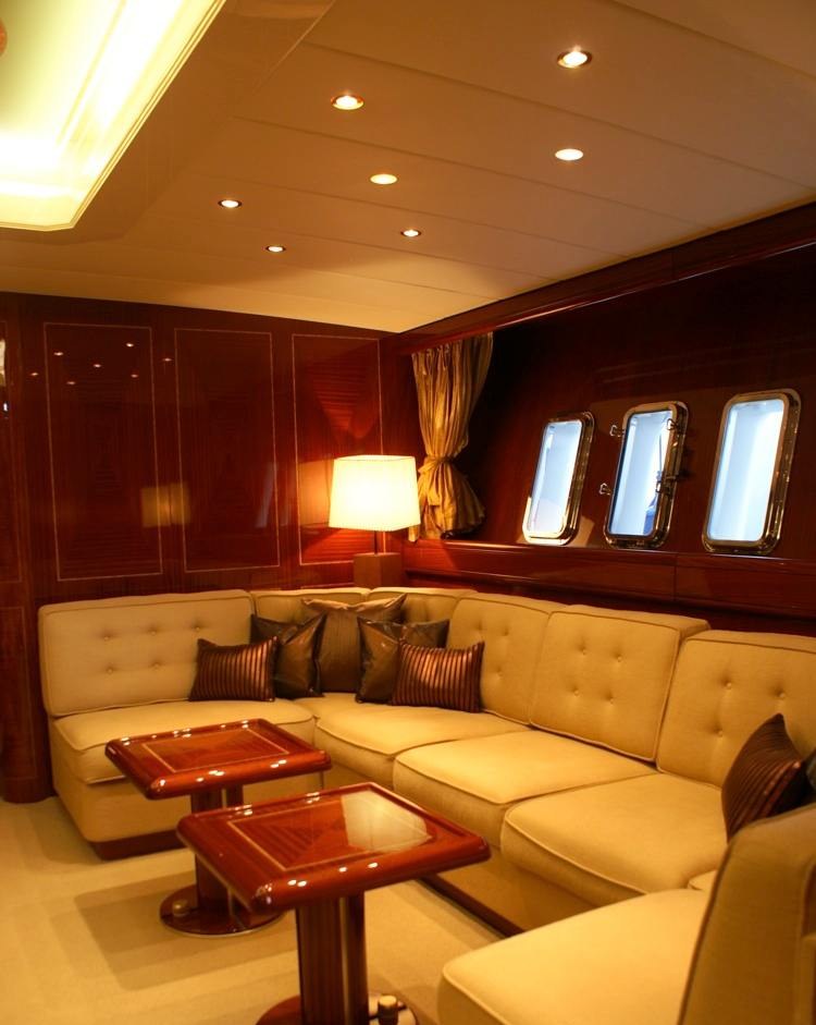 MORFISE yacht charter 3