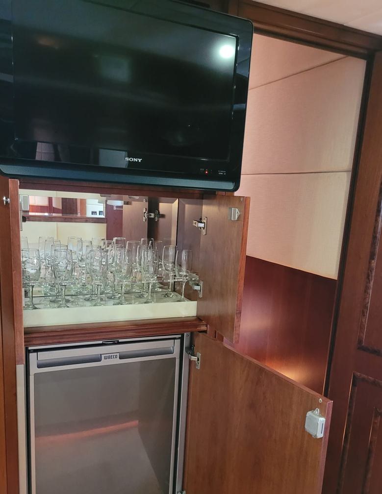 تأجير يخت MS. MOUSE YACHT CHARTER