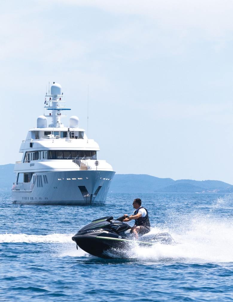 MY LITTLE VIOLET yacht charter 4