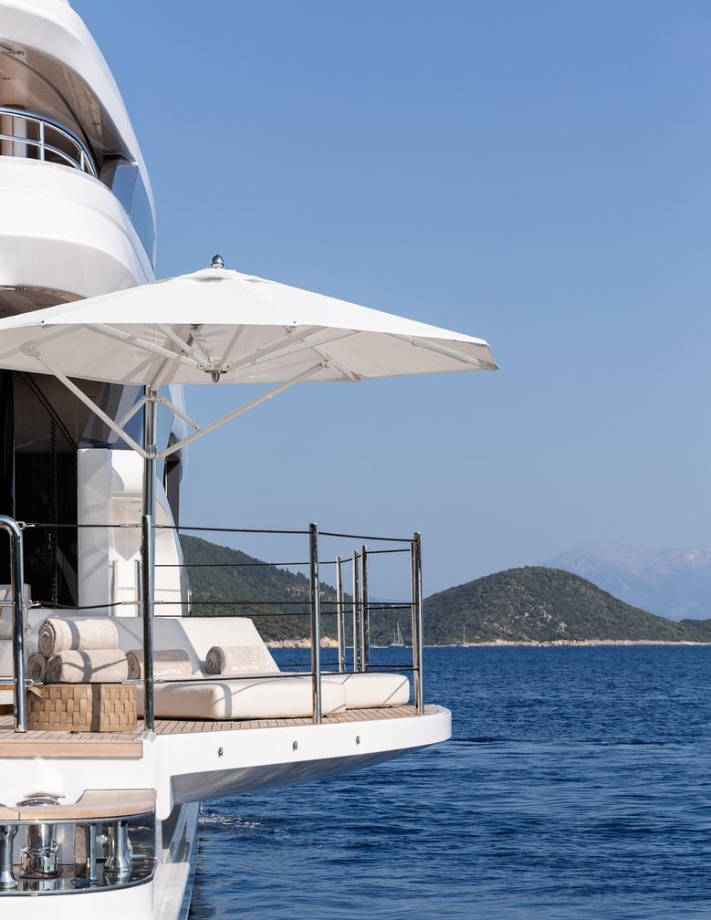 Yacht charter NOCTURNE YACHT CHARTER