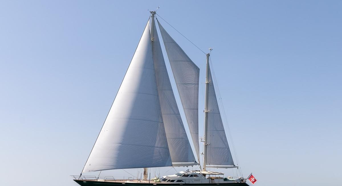 Yacht charter NORFOLK STAR YACHT CHARTER