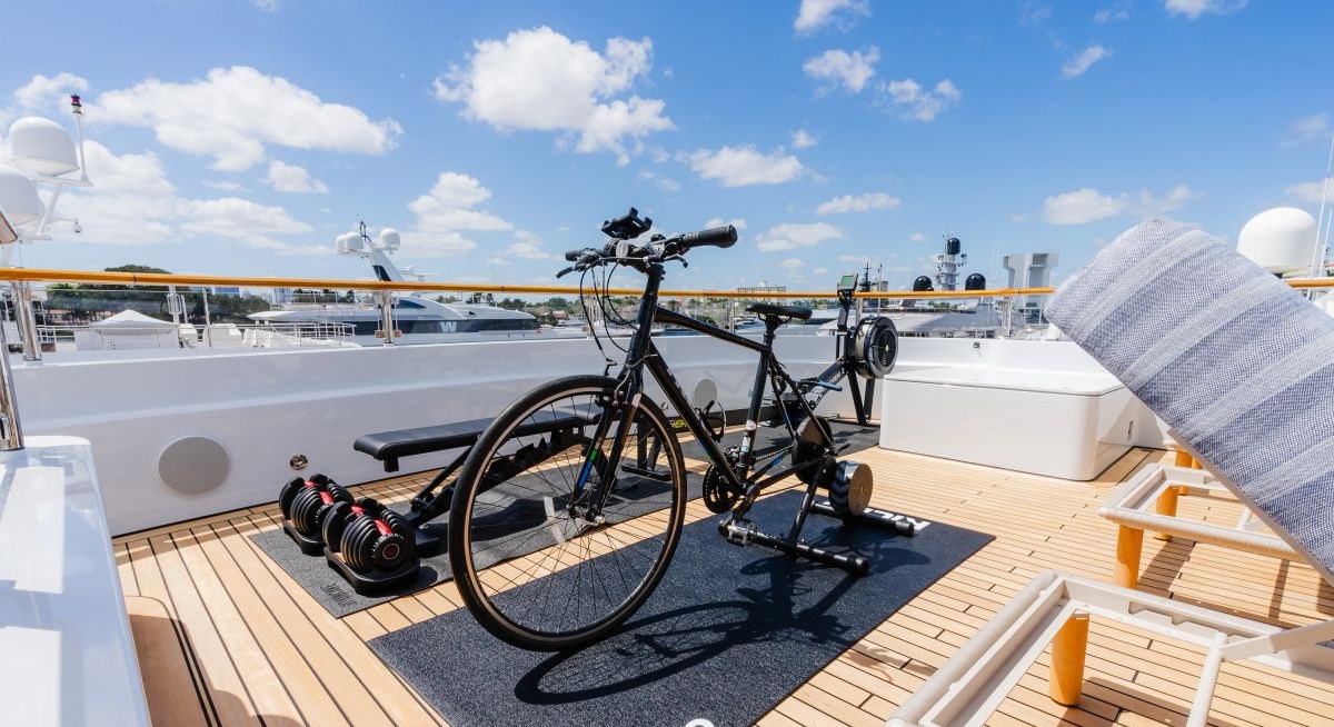OCEAN'S SEVEN yacht charter 4