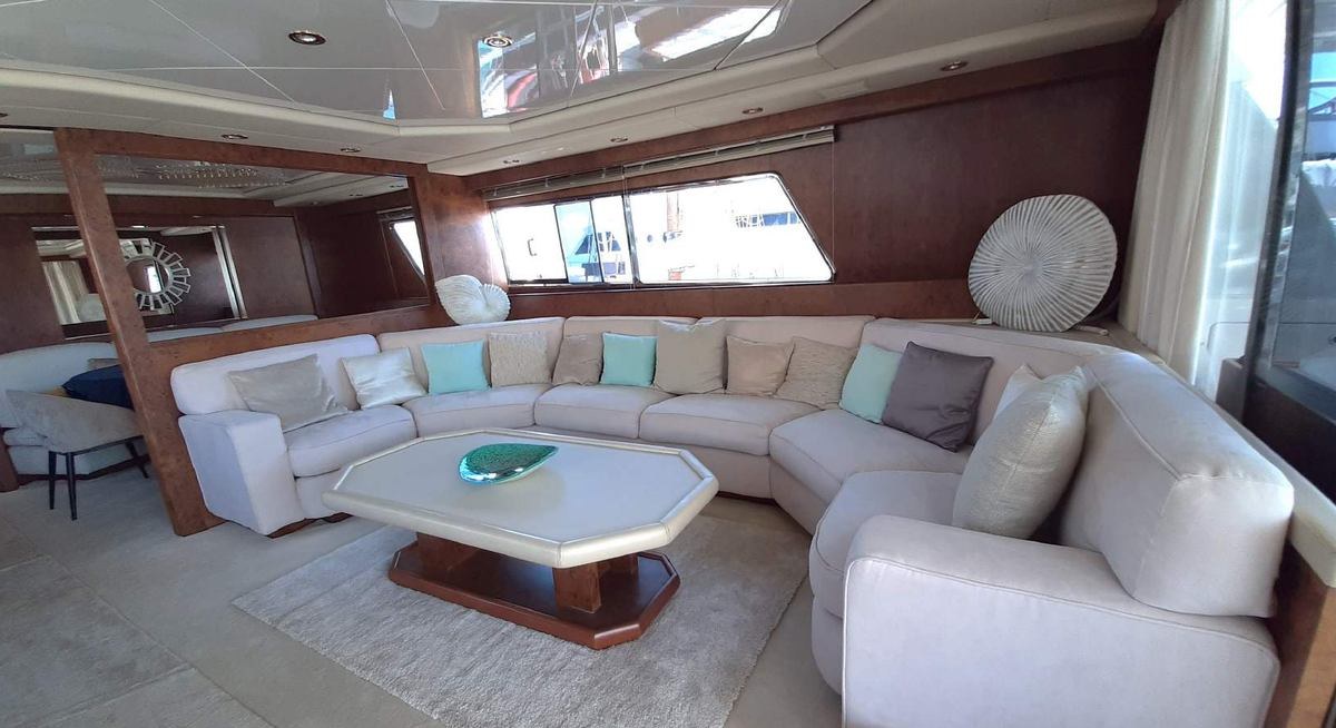 OLA yacht charter 4