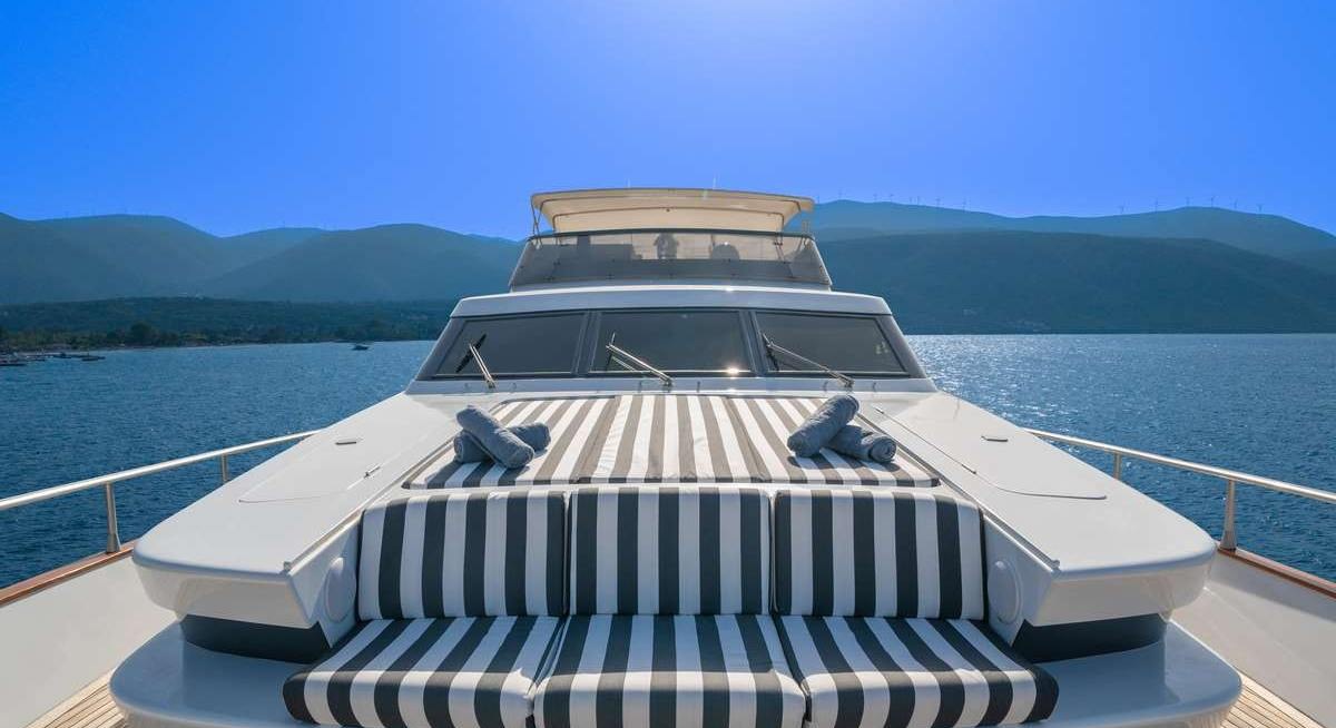 OPERA yacht charter 2