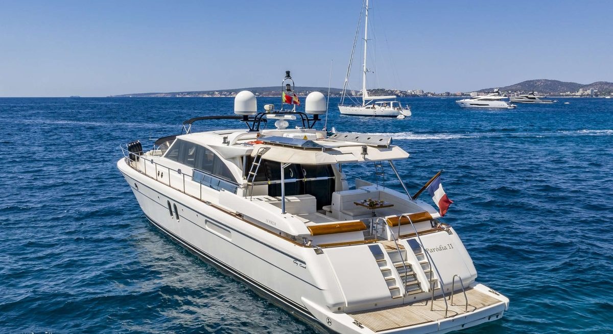 PARODIA II yacht charter 5