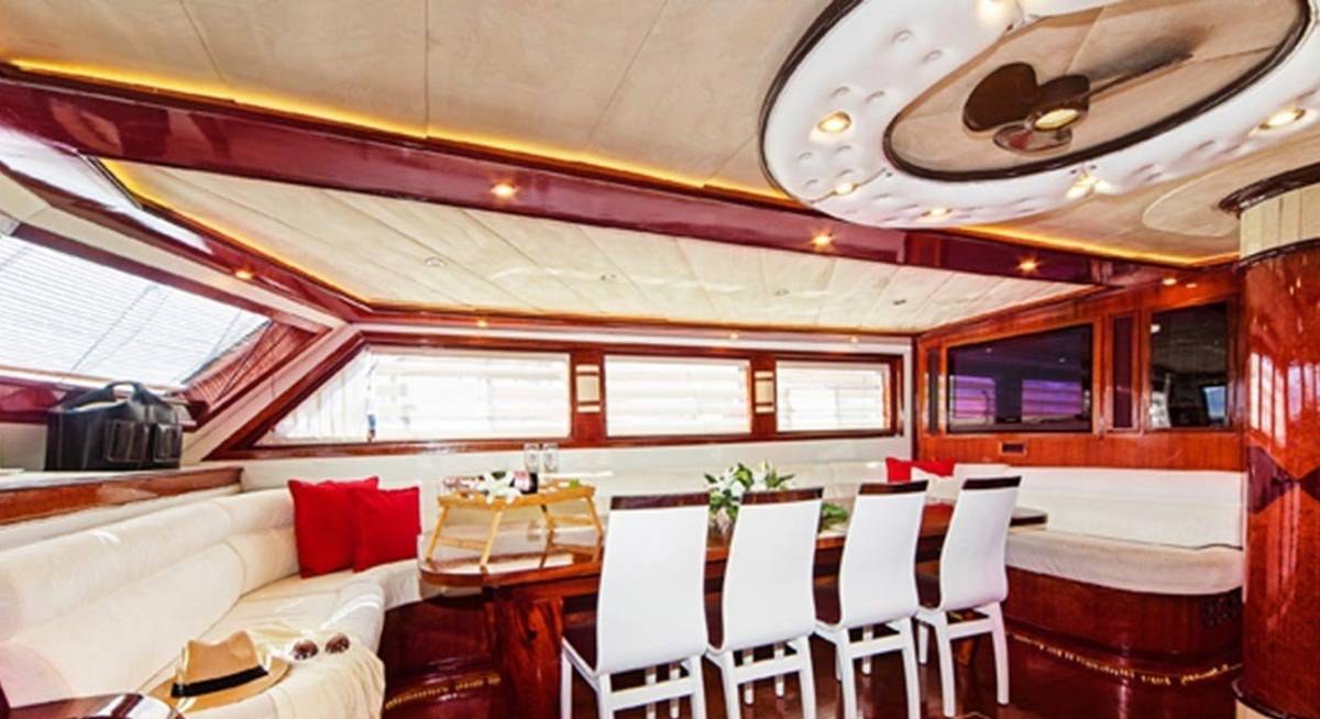 PERLA DEL MAR II yacht charter 3