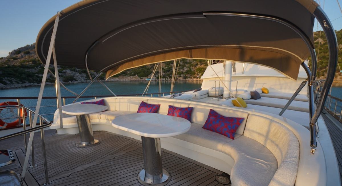 PRENSES ESILA yacht charter 1