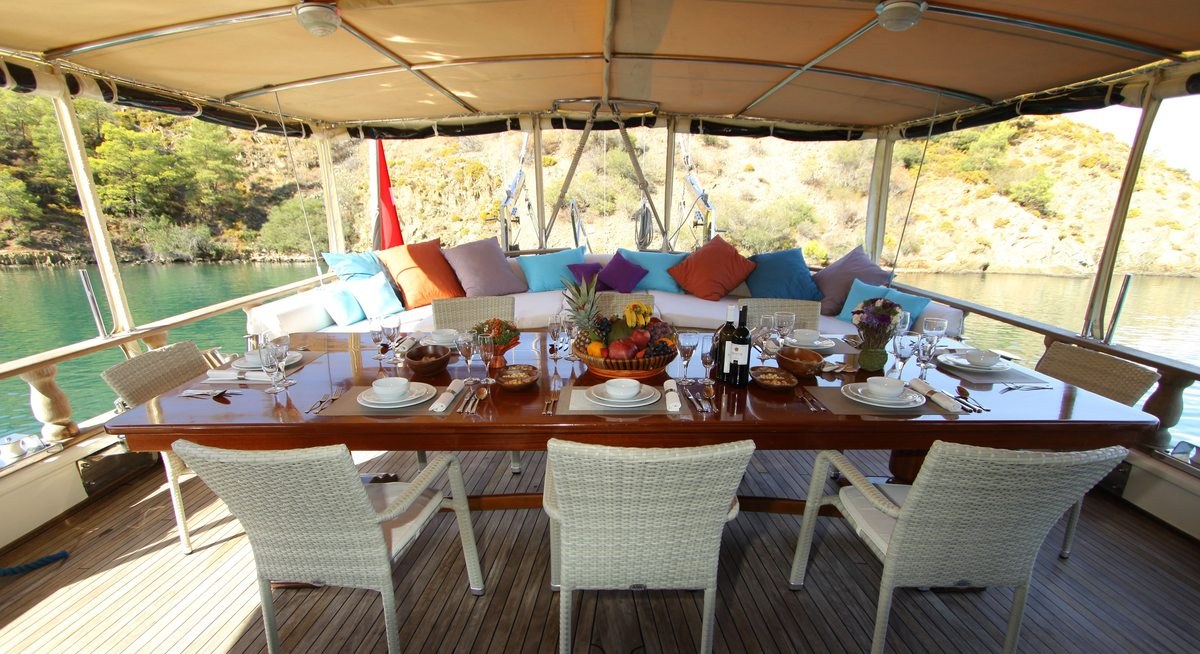 PRENSES LILA yacht charter 5
