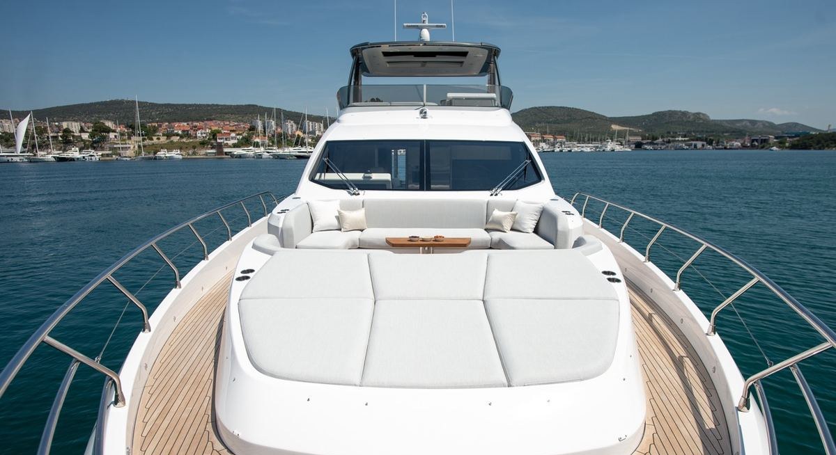 PREWI yacht charter 2