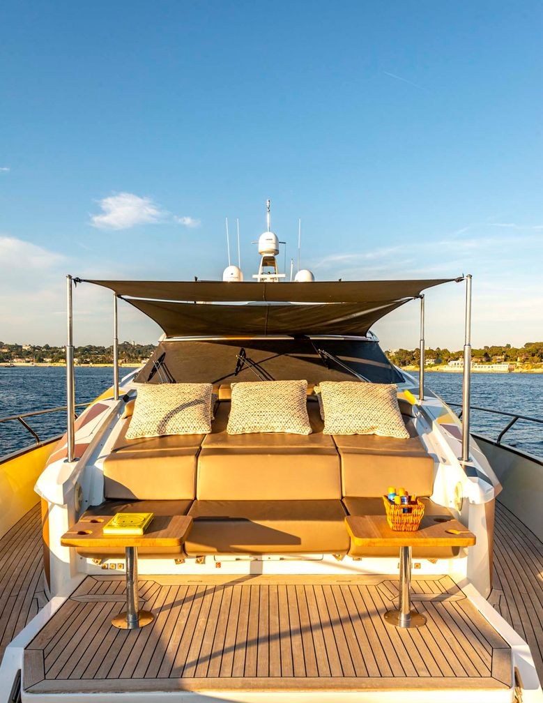 QUANTUM YACHT CHARTER yacht charter