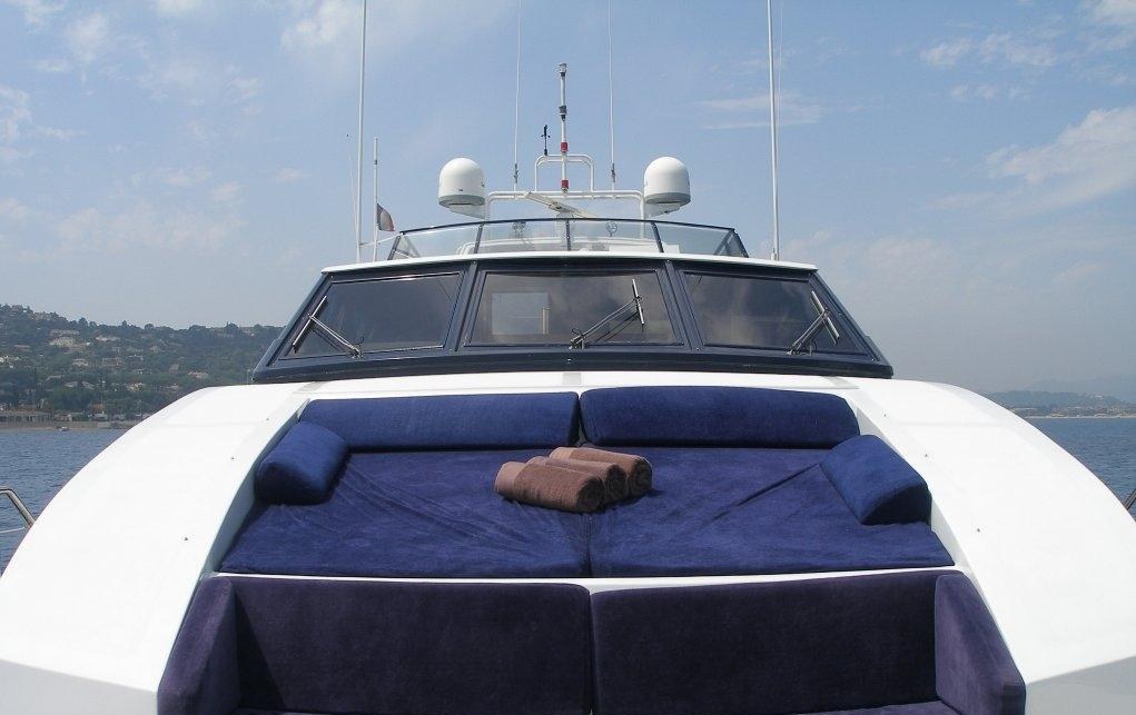 تأجير يخت QUEEN SOUTH YACHT CHARTER