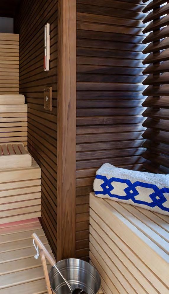 تأجير يخت QUINTA ESSENTIA YACHT CHARTER