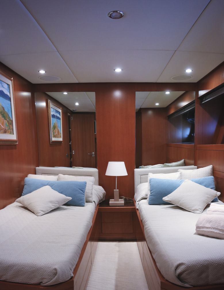 تأجير يخت RAMSES II YACHT CHARTER
