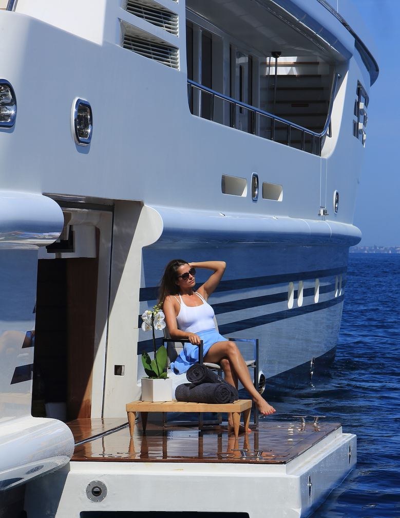 ROLA yacht charter 4