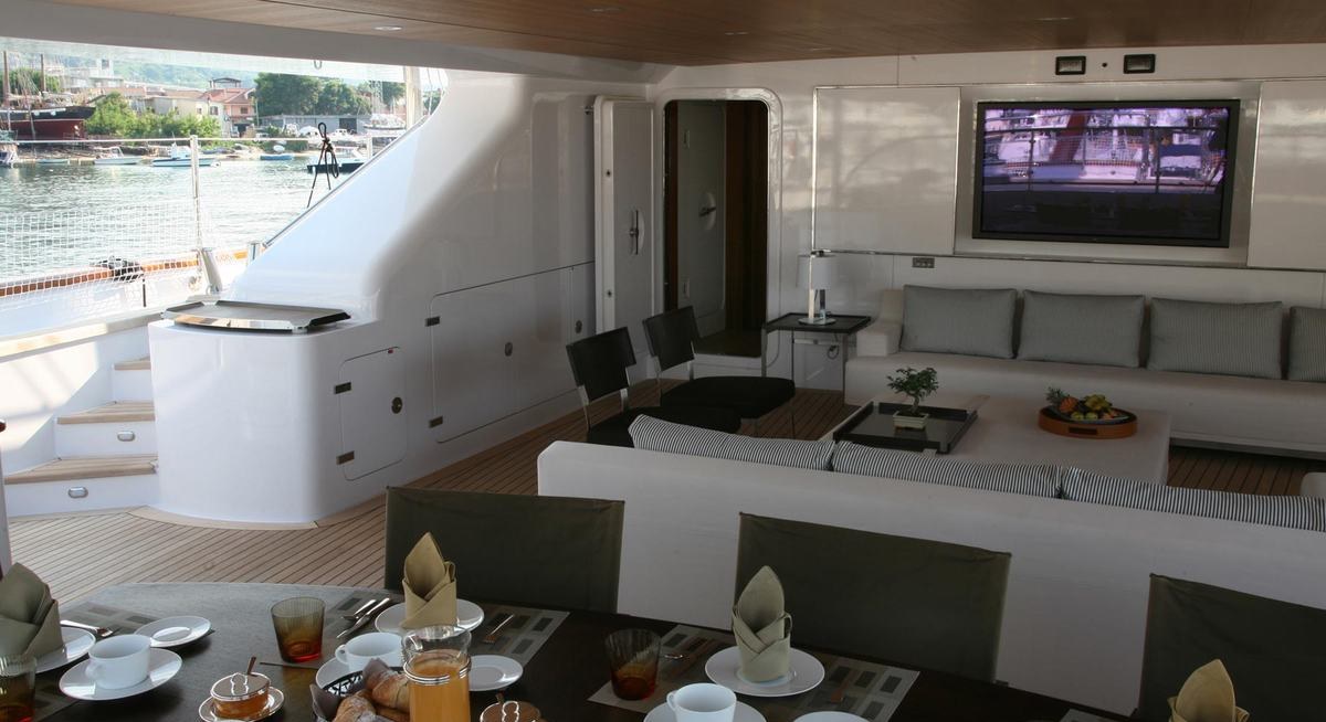 ROSEHEARTY yacht charter 5