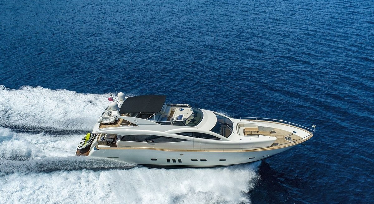 SALT yacht charter 1