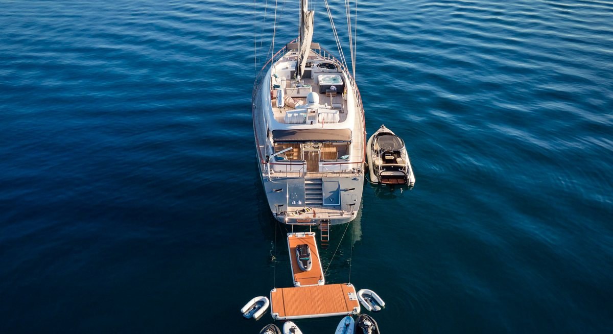 SAN LIMI yacht charter 5