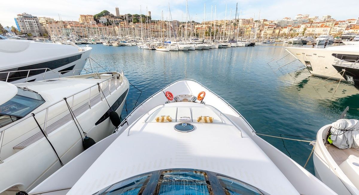 SEA BREEZE ONE yacht charter 2