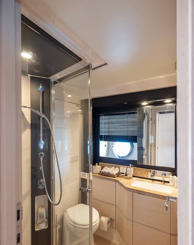 تأجير يخت SEA YA YACHT CHARTER