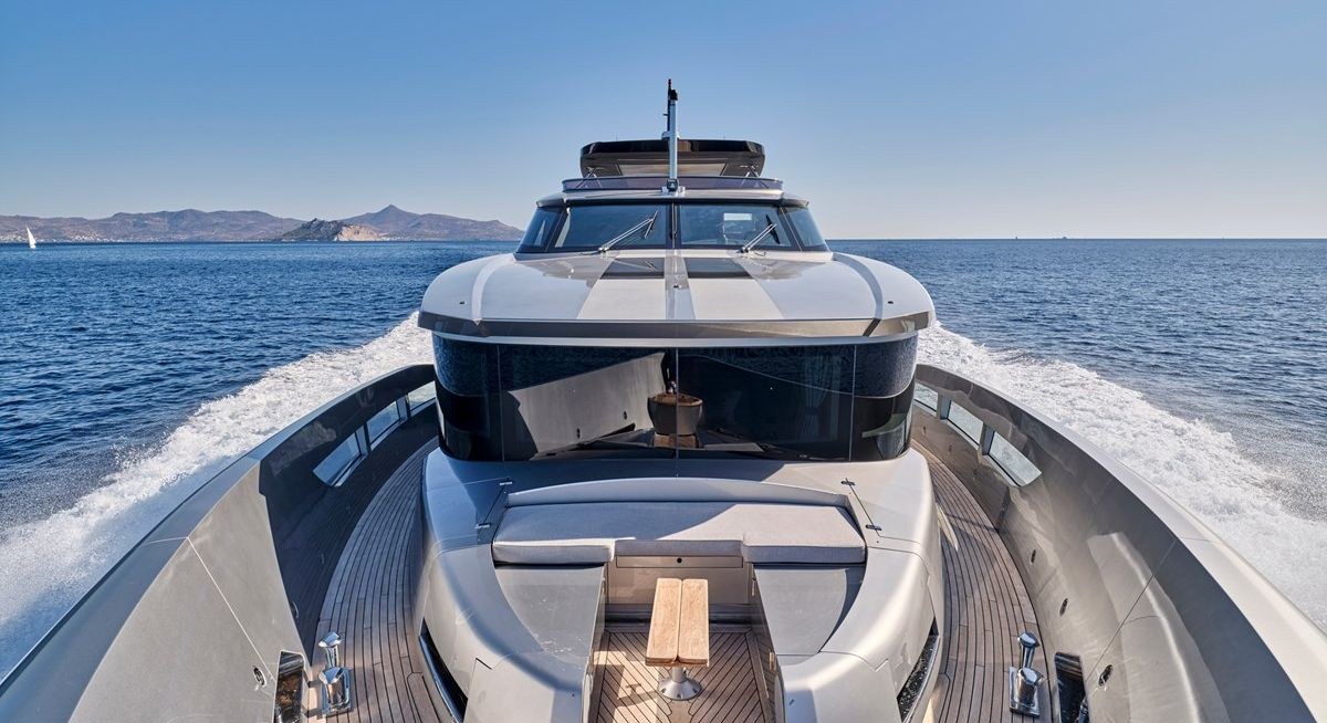 SEAMMETRY yacht charter 2