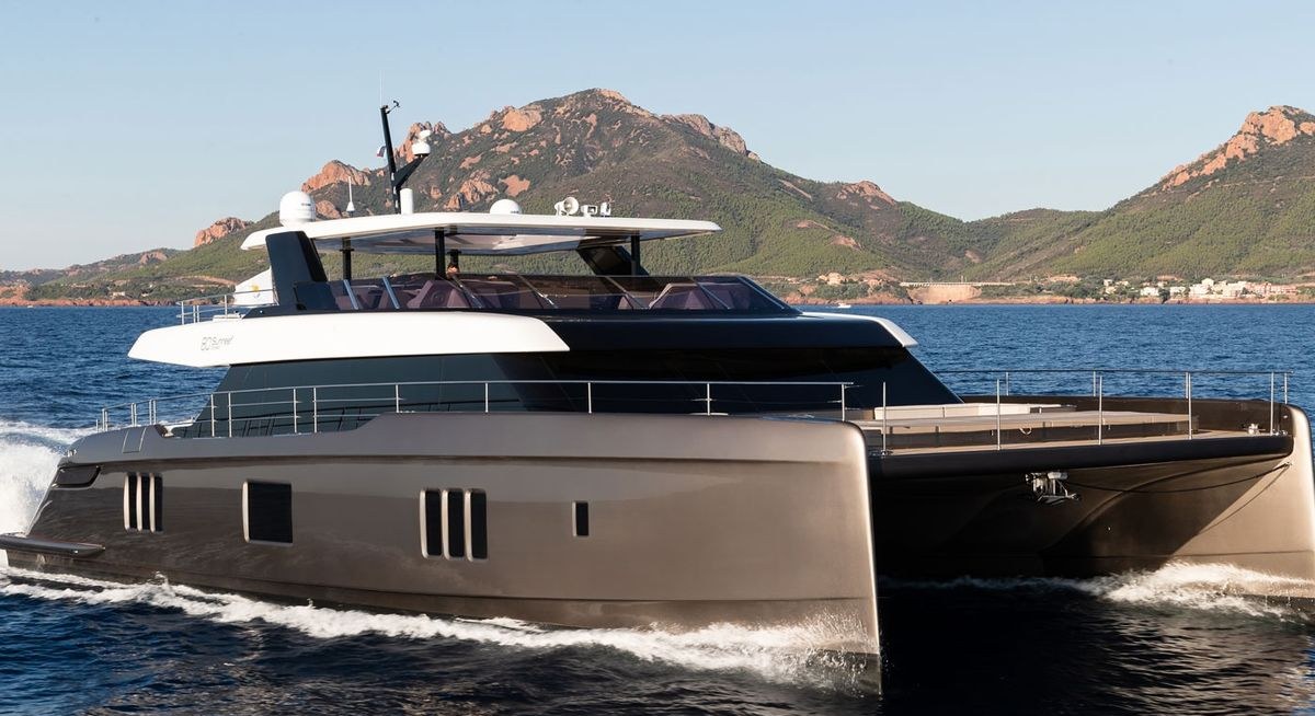 SEIYA yacht charter 1
