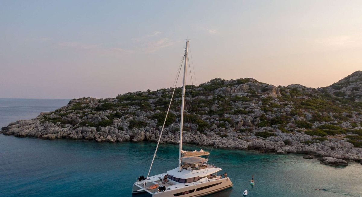 SERENISSIMA III yacht charter 1