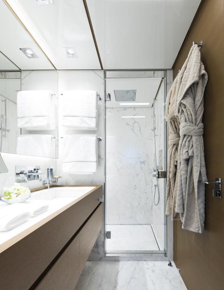 Yacht charter SEVEN SINS YACHT CHARTER