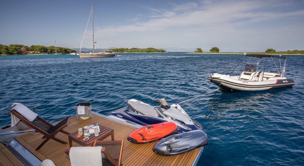 SEVENTH SENSE yacht charter 5