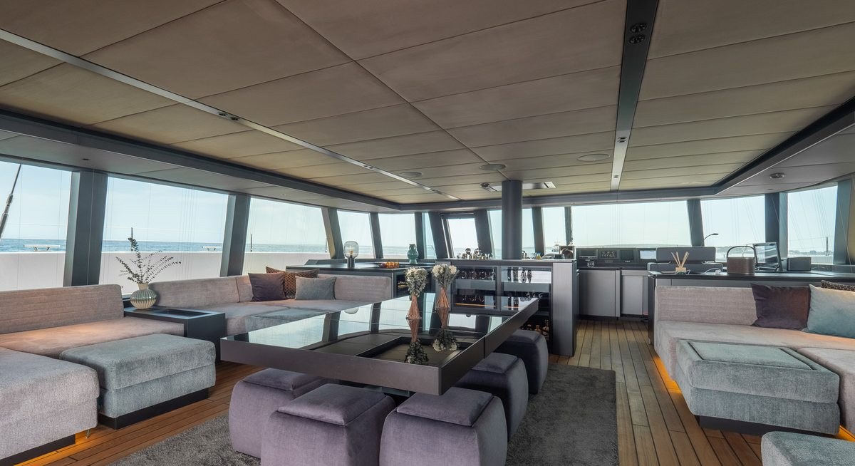 SHADES OF GREY yacht charter 5