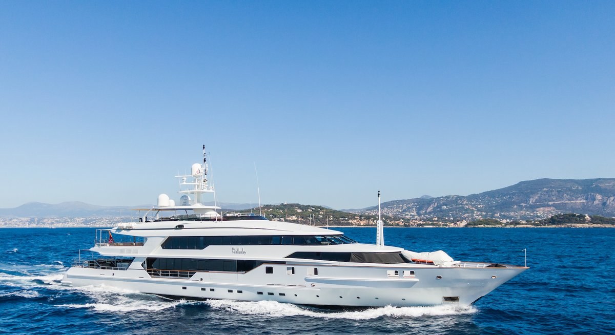 SHALAWATY yacht charter 1