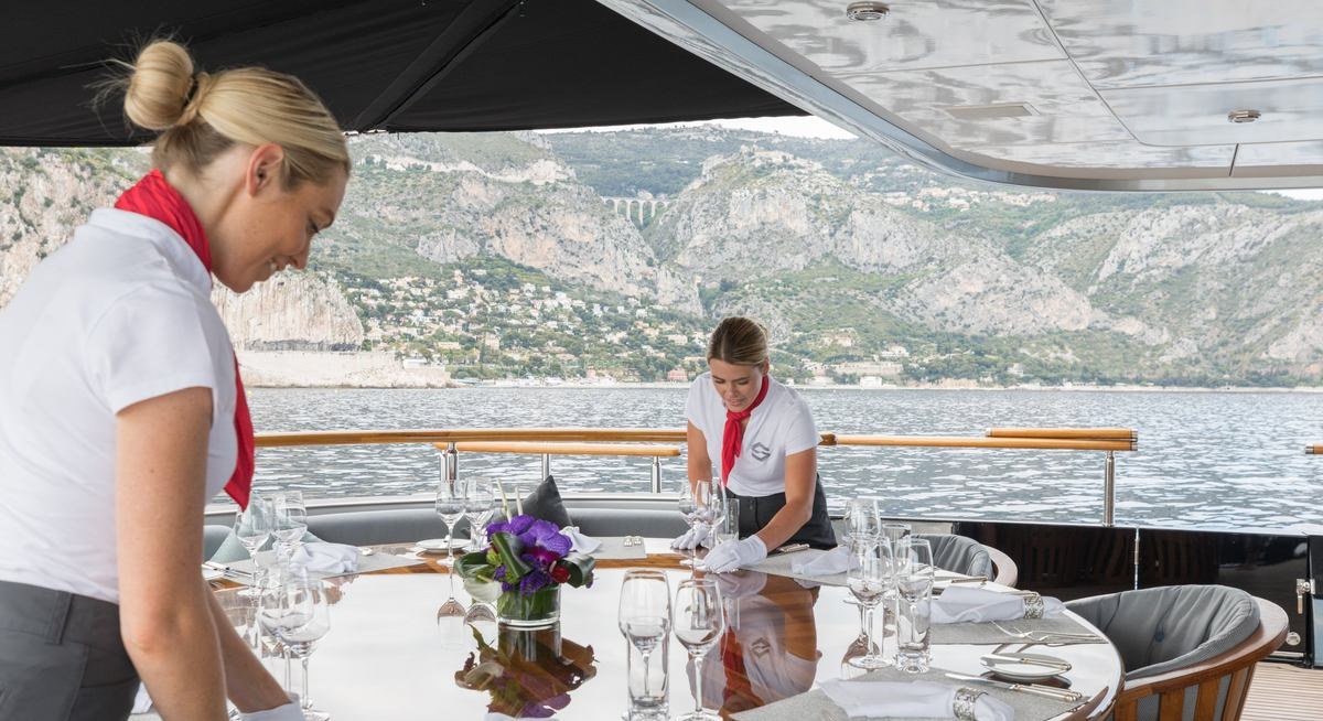 SILVER DREAM yacht charter 4