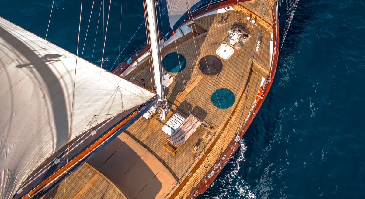 SMART SPIRIT 1 yacht charter 4