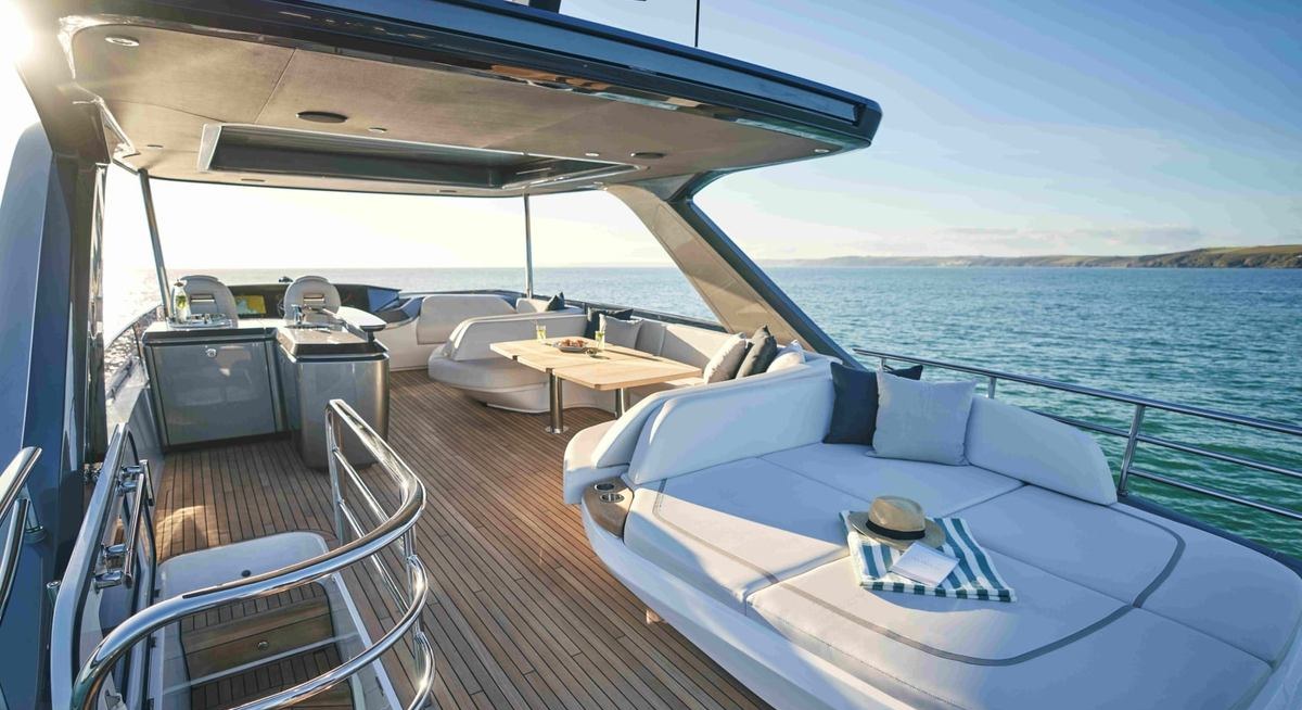 SOHAZ IV yacht charter 3