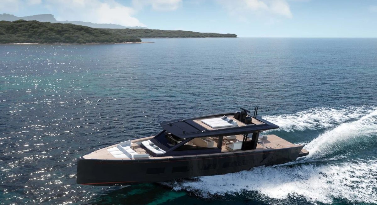 SOLLEONE yacht charter 1