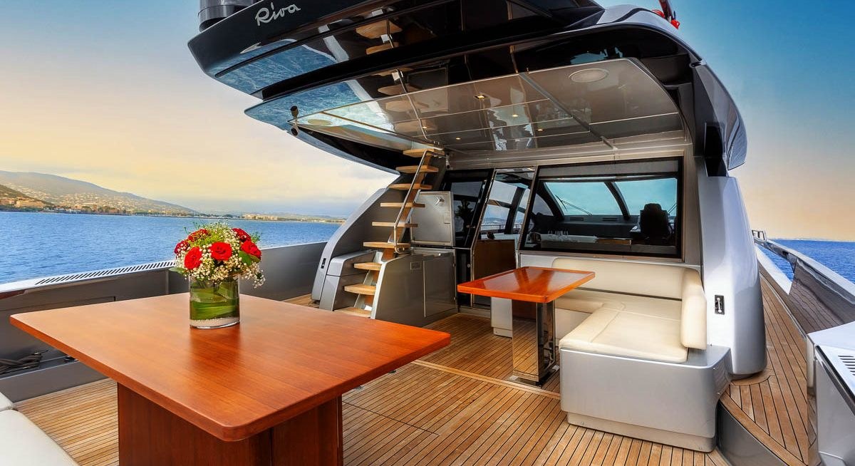 SOUL yacht charter 4