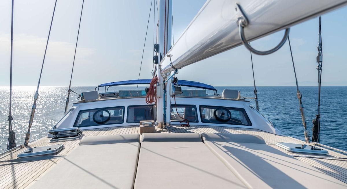 SPIRIT L yacht charter 2