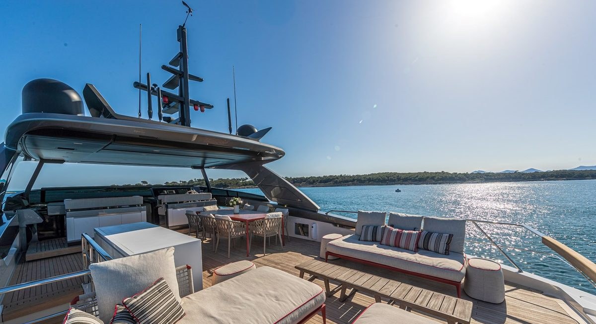 SSL yacht charter 3
