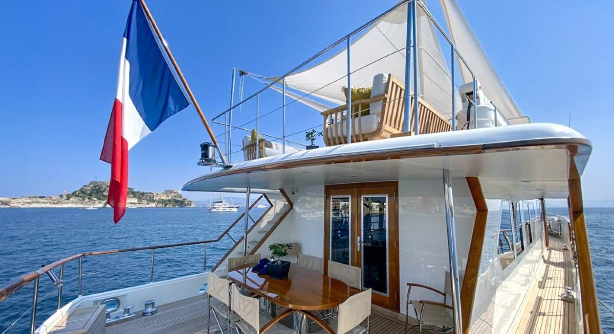 STALCA yacht charter 4