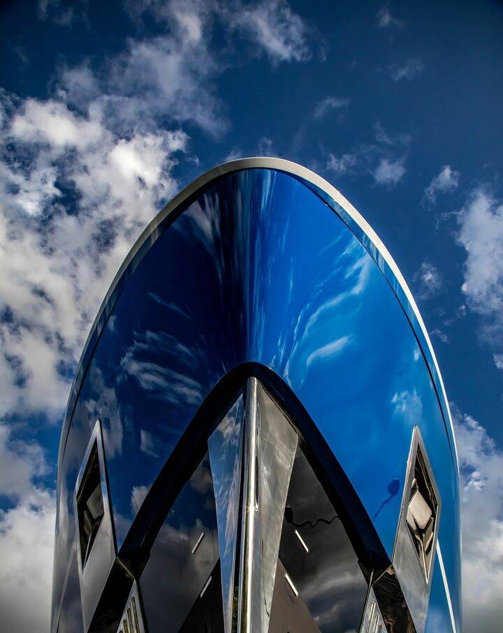 SUI GENERIS yacht charter 2