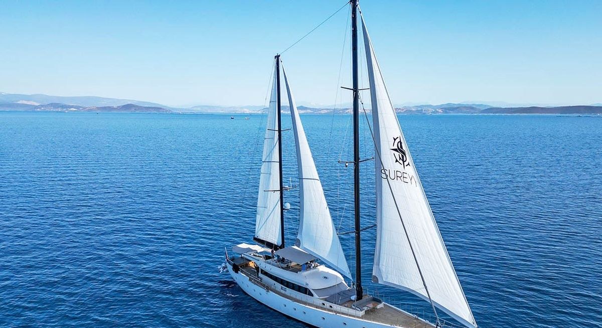 SUREYYA yacht charter 1