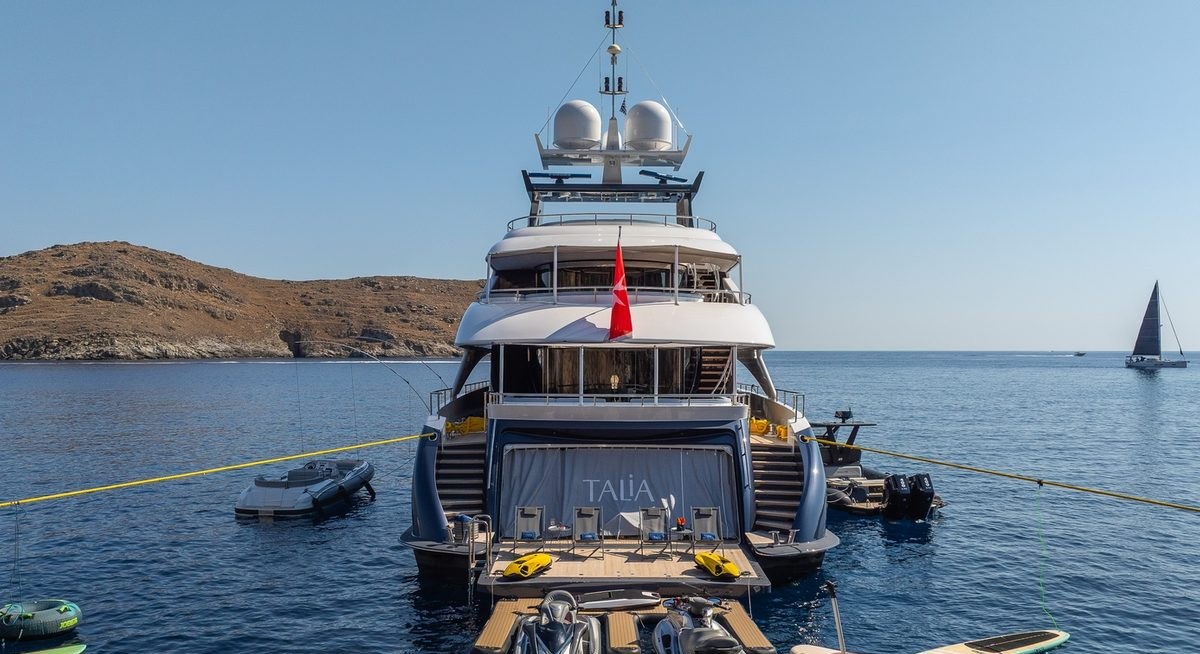 TALIA yacht charter 4