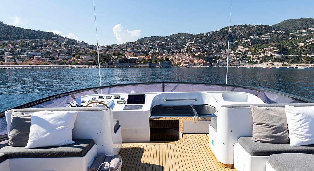 TALILA yacht charter 3