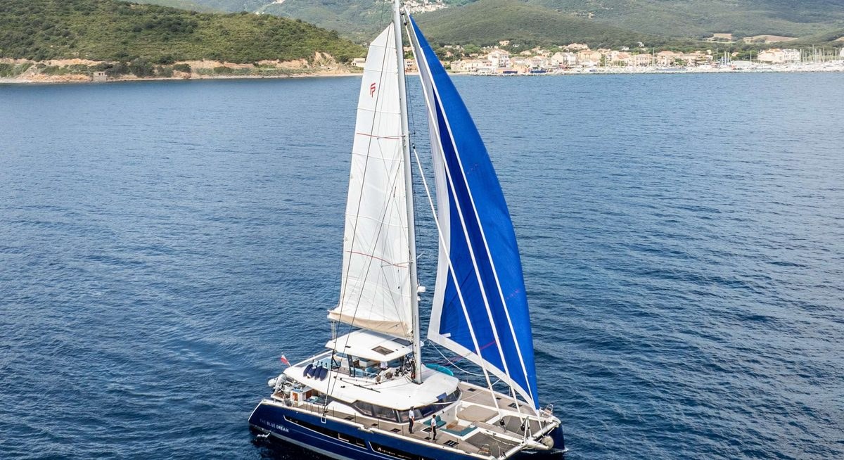 THE BLUE DREAM yacht charter 1