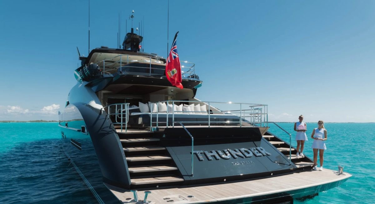 THUNDER yacht charter 5