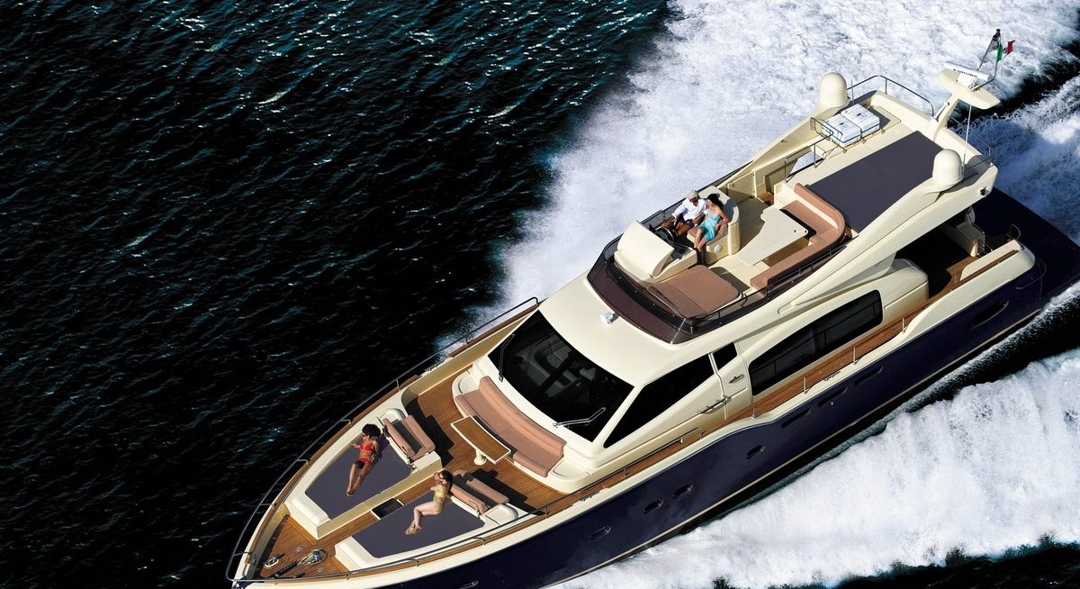 TO ESCAPE yacht charter 1