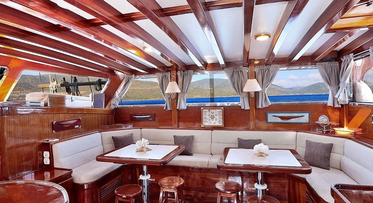 TORINI yacht charter 2