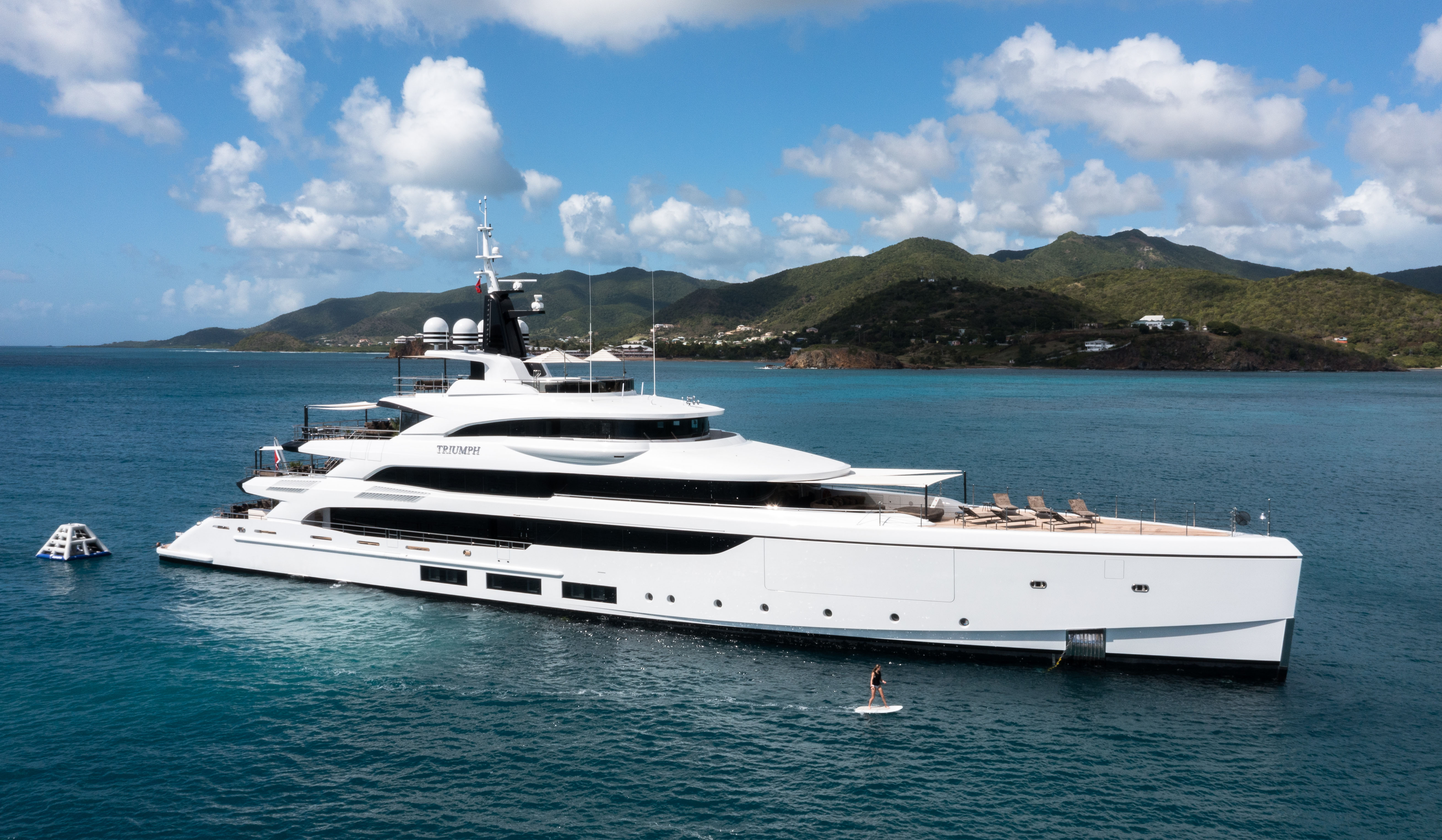 تأجير يخت TRIUMPH YACHT CHARTER